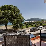 Ocean Perl Rooms